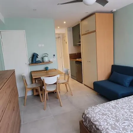Studio confort, plages proche, wifi, 2 lits - FAME MARINA BAIE DES ANGES Villeneuve-Loubet Extérieur photo